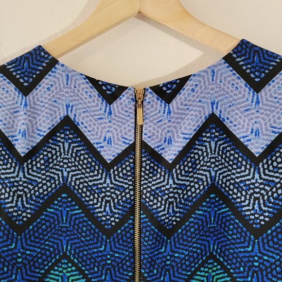 Eliza J Blue Green Chevron Jersey Knit Sheath Dress Sz 8 Minimalist Office Siren - Picture 6 of 10